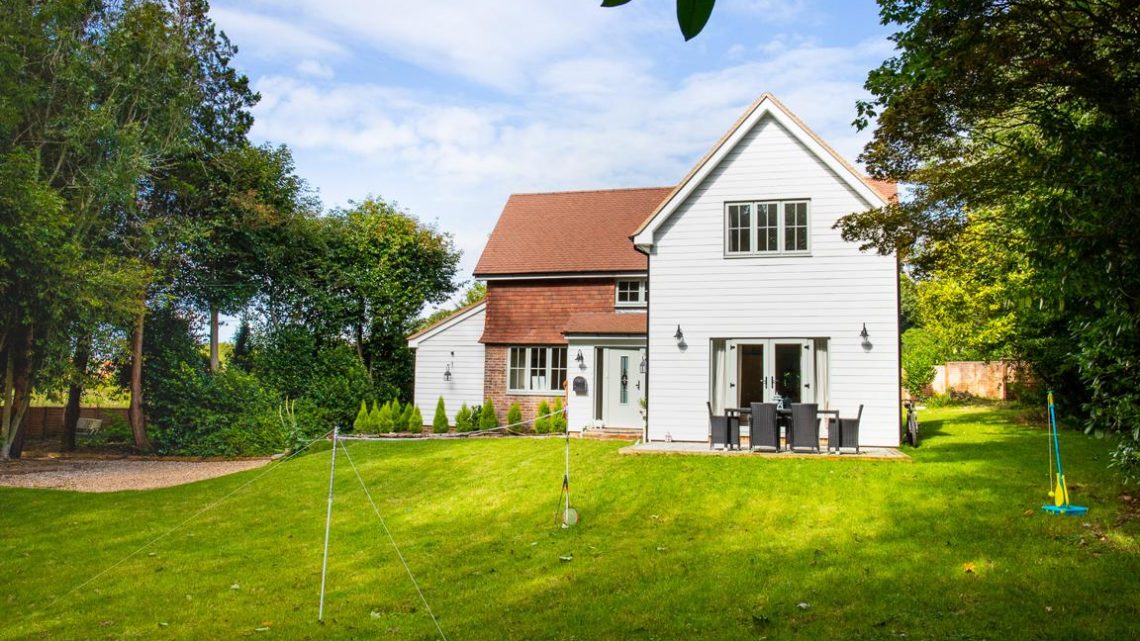 Large spacious garden for activities at Blackfirs Farmhouse